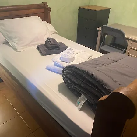 Proche De Collioure Maison Au Calme Avec Hébergement de vacances Saint-André