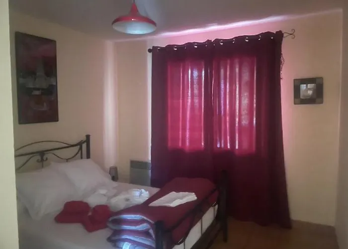 Дом отдыха Proche De Collioure Maison Au Calme Avec
